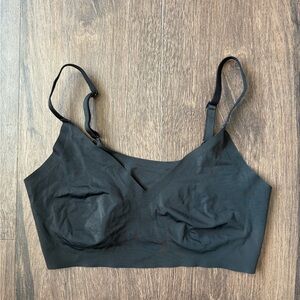 True Black Seamless Women's Bra